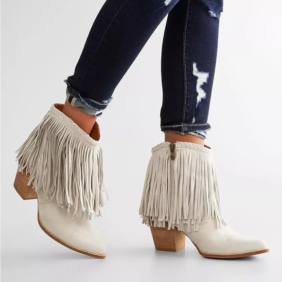 Compare at Buckle $70! Misty Fringe Western Ankle Boot - Picture 8 of 13